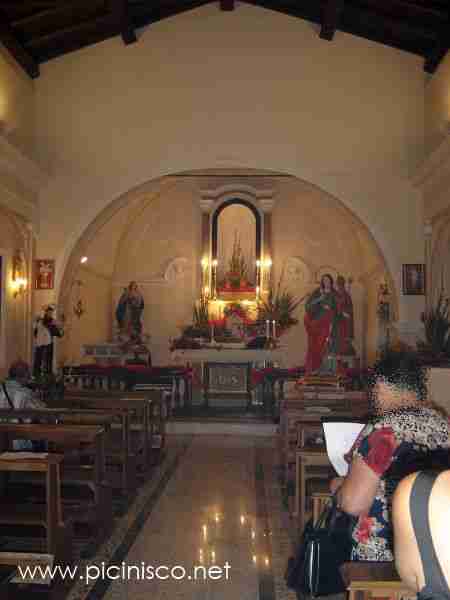 L'intérieur de l'Eglise de Santa Giusta à Antica