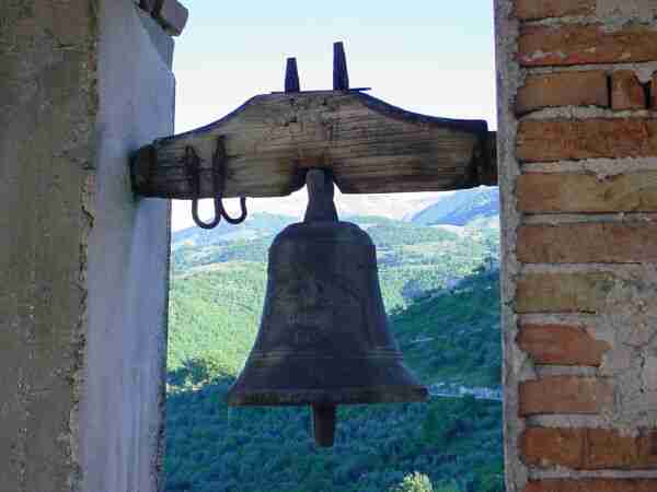 Une cloche de l'Eglise de S. Maria Assunta in Cielo